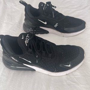 Nike Air Max 270